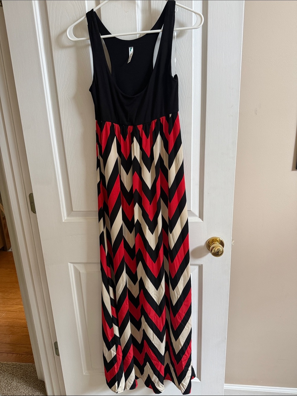 🌸Auditions: Black, Red & Cream Chevron Maxi Dress